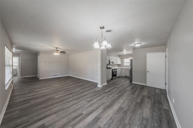 5008 Rector Avenue, Fort Worth, TX 76133