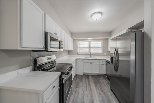5008 Rector Avenue, Fort Worth, TX 76133