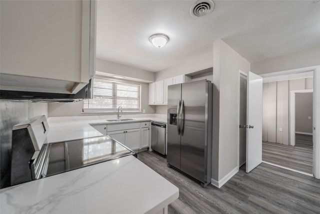 5008 Rector Avenue, Fort Worth, TX 76133