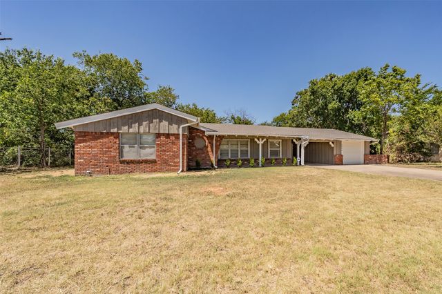 5008 Rector Avenue, Fort Worth, TX 76133