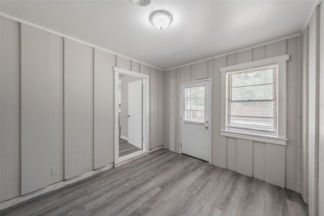 5008 Rector Avenue, Fort Worth, TX 76133
