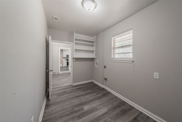 5008 Rector Avenue, Fort Worth, TX 76133