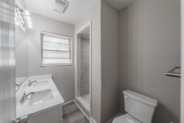 5008 Rector Avenue, Fort Worth, TX 76133