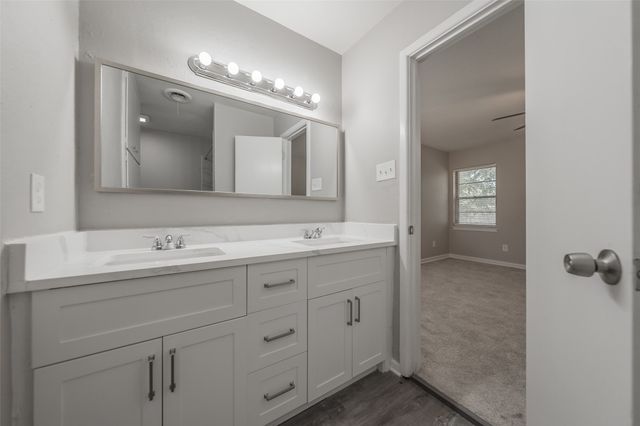 5008 Rector Avenue, Fort Worth, TX 76133