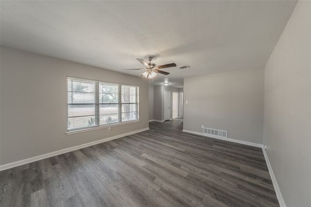 5008 Rector Avenue, Fort Worth, TX 76133