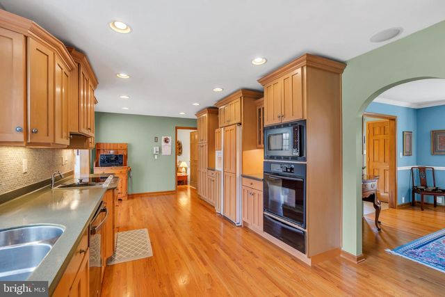 183 BORDENTOWN GEORGETOWN ROAD, Chesterfield, NJ 08515