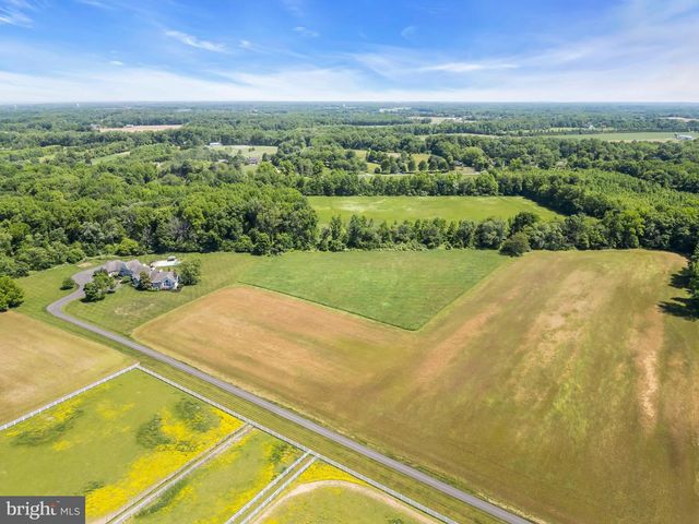 183 BORDENTOWN GEORGETOWN ROAD, Chesterfield, NJ 08515