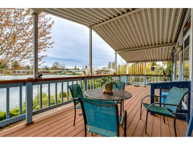 1800 LAKEWOOD Ct 140, Eugene, OR 97402