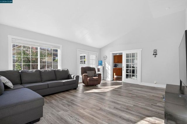 2312 2312 Granada Ct, Pinole, CA 94564