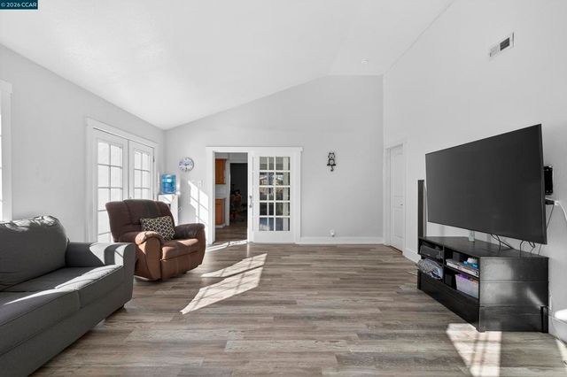 2312 2312 Granada Ct, Pinole, CA 94564