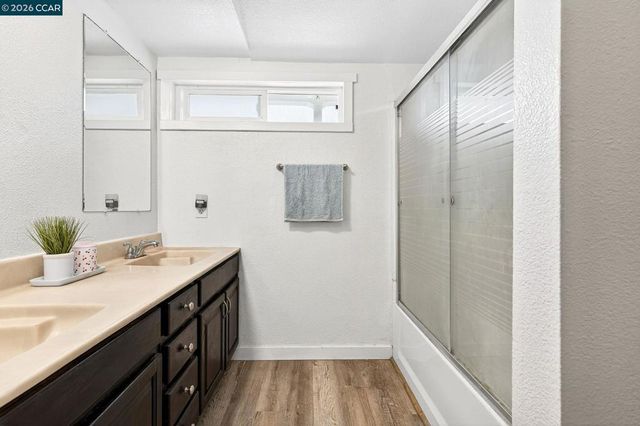 2312 2312 Granada Ct, Pinole, CA 94564