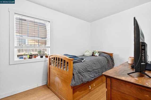 2312 2312 Granada Ct, Pinole, CA 94564