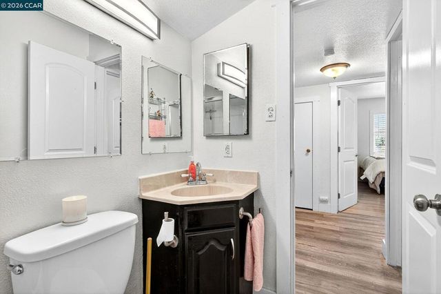 2312 2312 Granada Ct, Pinole, CA 94564