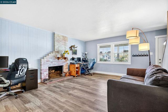 2312 2312 Granada Ct, Pinole, CA 94564