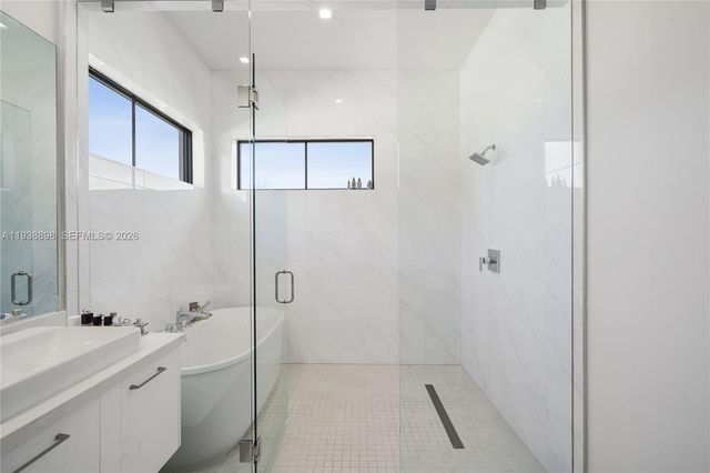 8144 NW 43rd Street, Doral, FL 33166