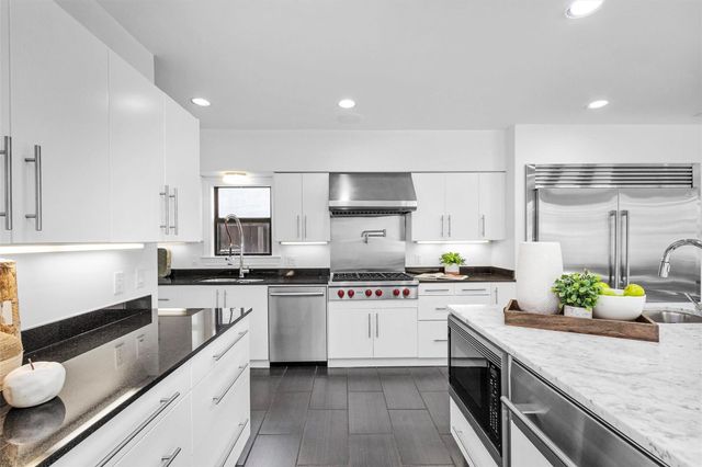 2144 Colquitt Street, Houston, TX 77098