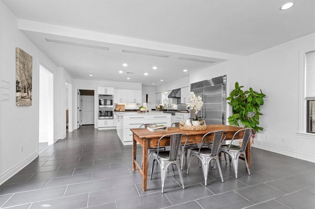 2144 Colquitt Street, Houston, TX 77098
