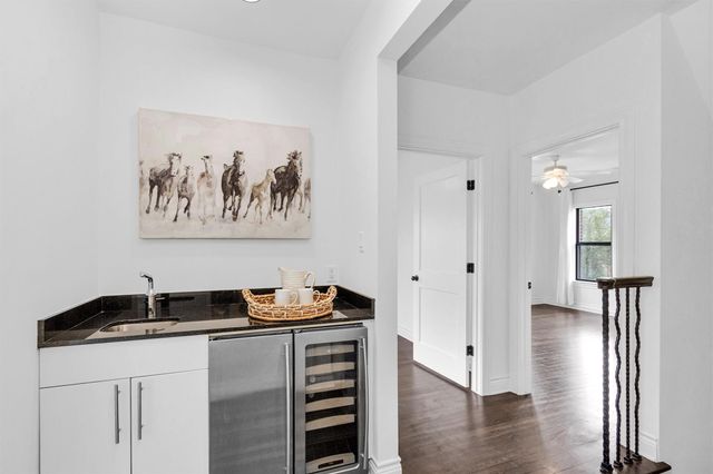 2144 Colquitt Street, Houston, TX 77098