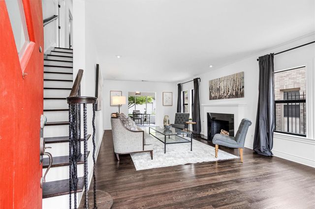 2144 Colquitt Street, Houston, TX 77098
