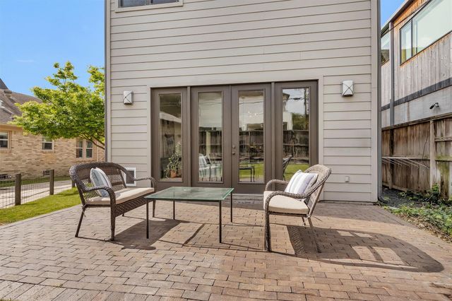 2144 Colquitt Street, Houston, TX 77098