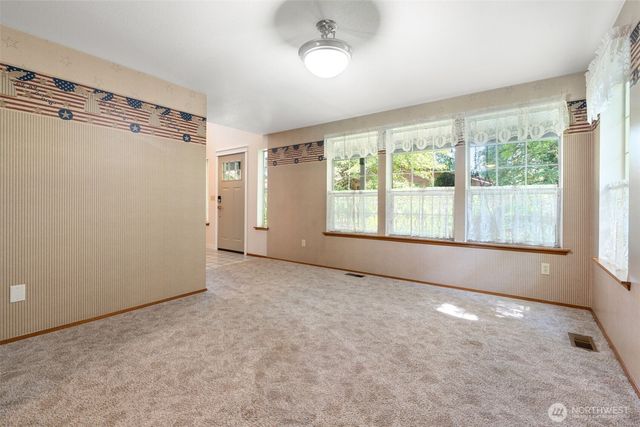 6808 Old Forest Lane SE, Tumwater, WA 98501