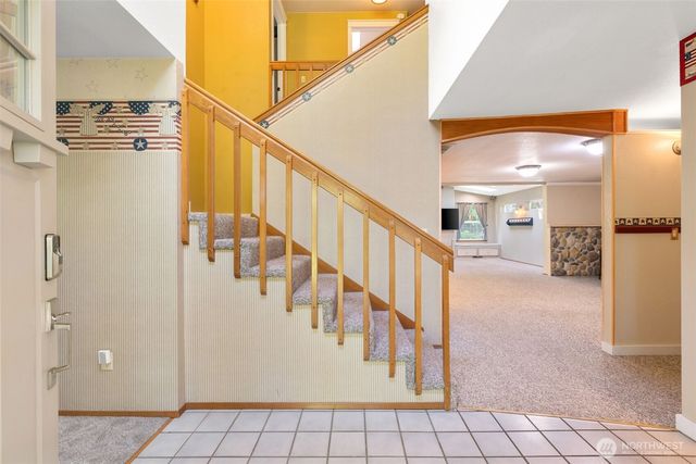 6808 Old Forest Lane SE, Tumwater, WA 98501