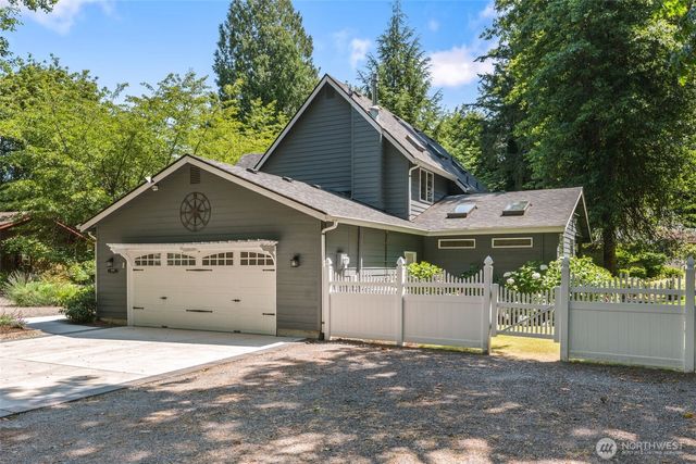 6808 Old Forest Lane SE, Tumwater, WA 98501