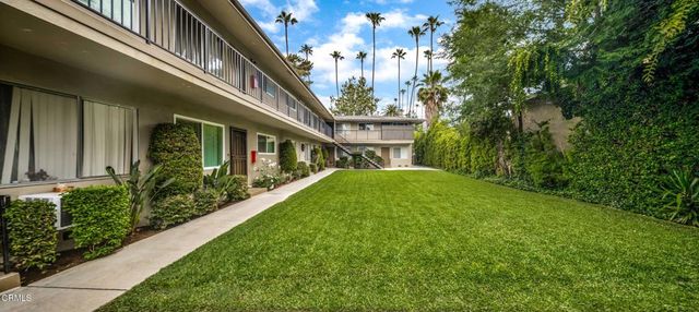 720 E Mountain Street 10, Pasadena, CA 91104