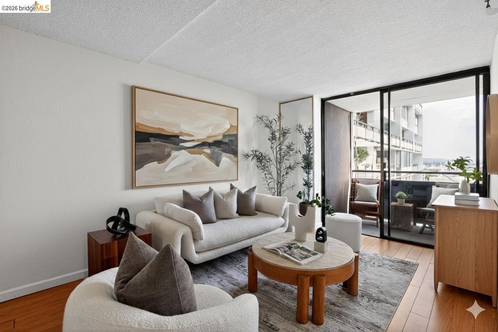 801 Franklin 1119, Oakland, CA 94607