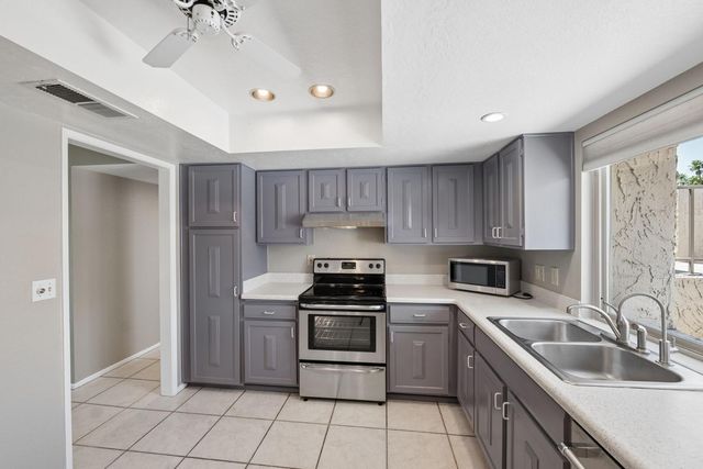 7818 E Via Camello 53, Scottsdale, AZ 85258