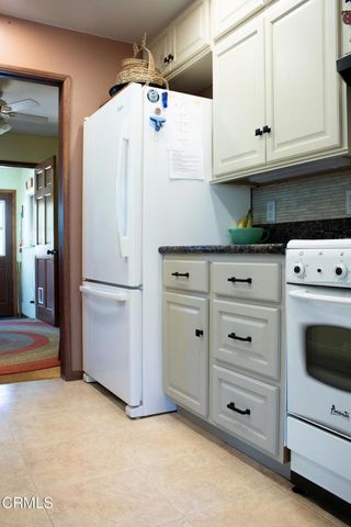 15667 Ojai Road, Santa Paula, CA 93060