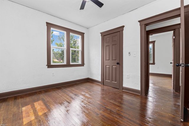 5392 Seebaldt Street, Wayne, MI 48204