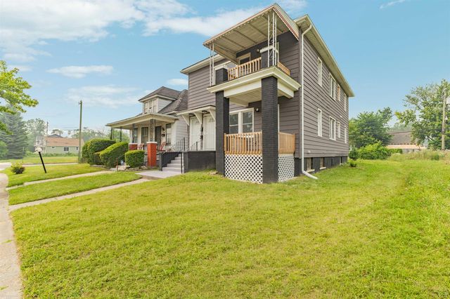 5392 Seebaldt Street, Wayne, MI 48204