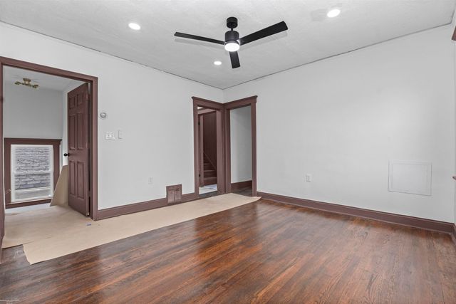 5392 Seebaldt Street, Wayne, MI 48204