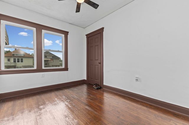 5392 Seebaldt Street, Wayne, MI 48204