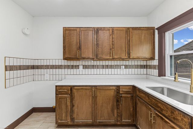 5392 Seebaldt Street, Wayne, MI 48204