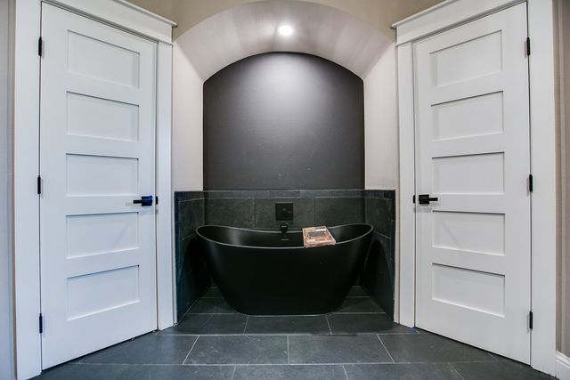 2022 Silver Creek Court, San Angelo, TX 76904