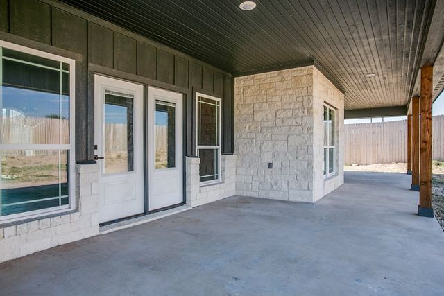 2022 Silver Creek Court, San Angelo, TX 76904