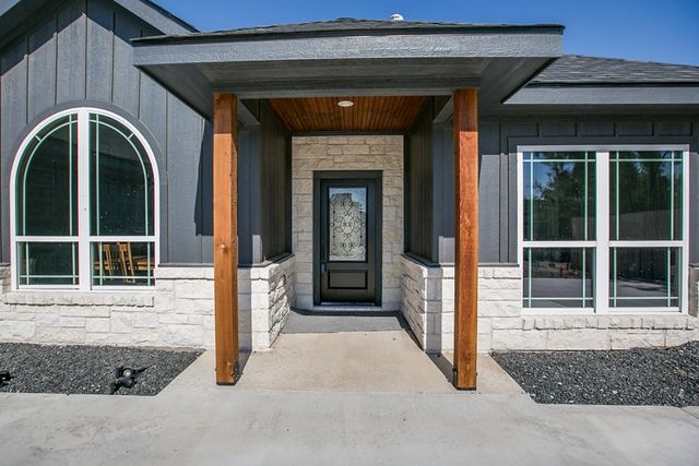 2022 Silver Creek Court, San Angelo, TX 76904