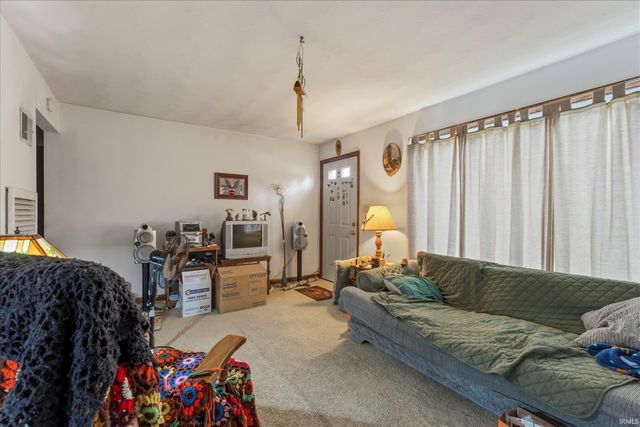 2411 Delaware Street, Mishawaka, IN 46544