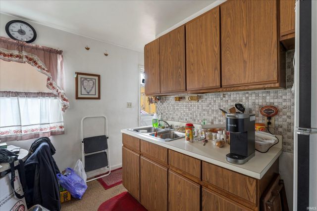 2411 Delaware Street, Mishawaka, IN 46544