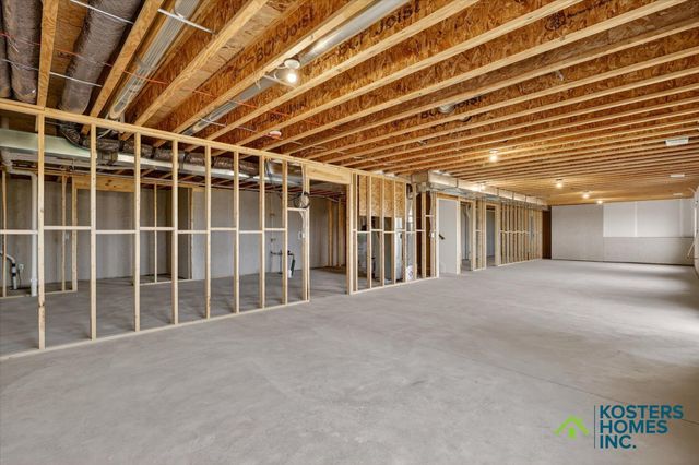 1729 Blaketon Drive NW, Grand Rapids, MI 49534