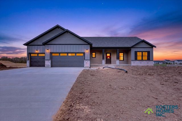 1729 Blaketon Drive NW, Grand Rapids, MI 49534