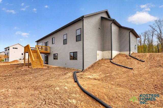 1729 Blaketon Drive NW, Grand Rapids, MI 49534