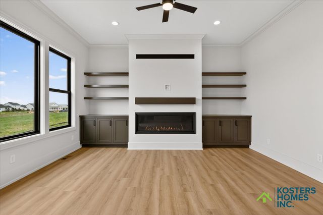 1729 Blaketon Drive NW, Grand Rapids, MI 49534