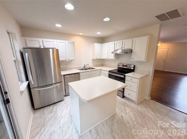 4165 Birch Leaf Court, Charlotte, NC 28215