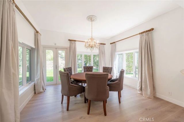 3331 Oakmont View Drive, Glendale, CA 91208