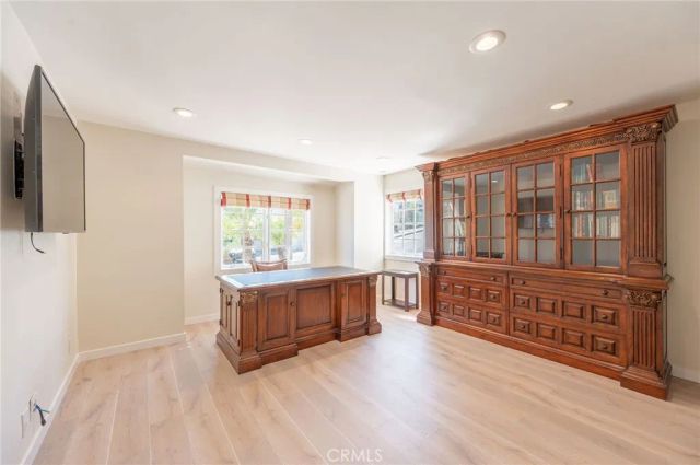 3331 Oakmont View Drive, Glendale, CA 91208