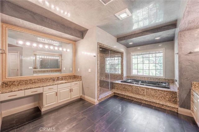 3331 Oakmont View Drive, Glendale, CA 91208