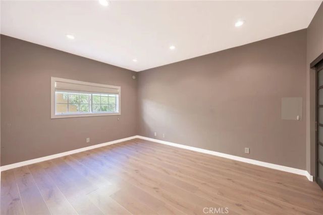 3331 Oakmont View Drive, Glendale, CA 91208